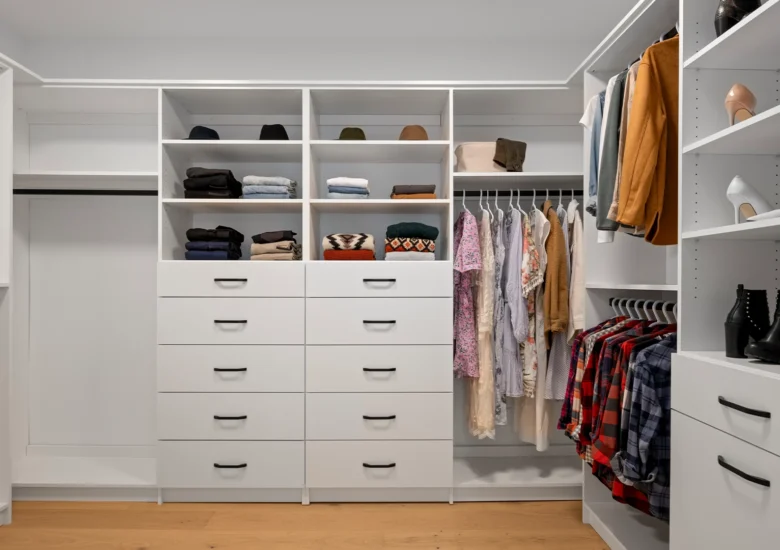 Walkin closets